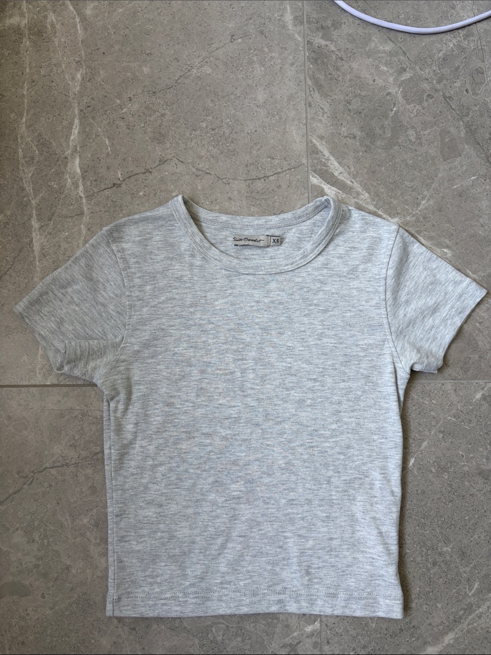 Grey cropped shirt